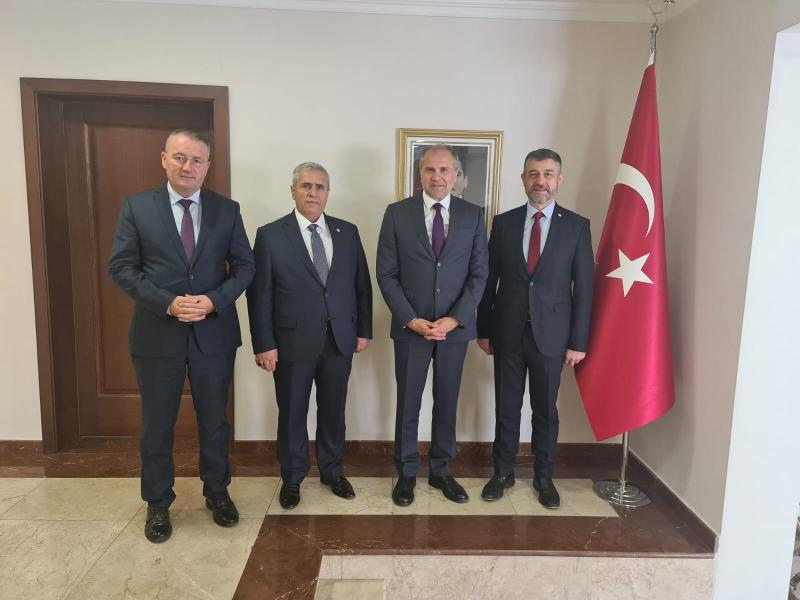 INTERNATIONAL VISION UNIVERSITY DELEGATION VISITS THE AMBASSADOR OF THE REPUBLIC OF TURKEY IN SKOPJE